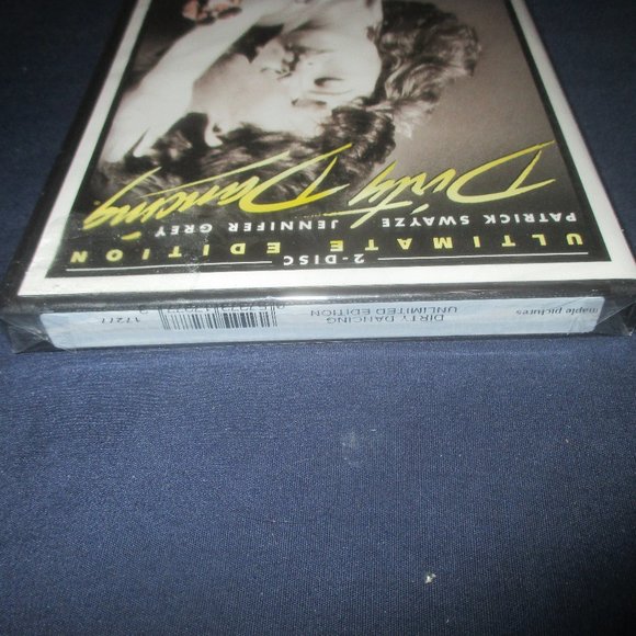 Dirty Dancing 2-Disc Ultimate Edition DVD (unopened) - Picture 4 of 4